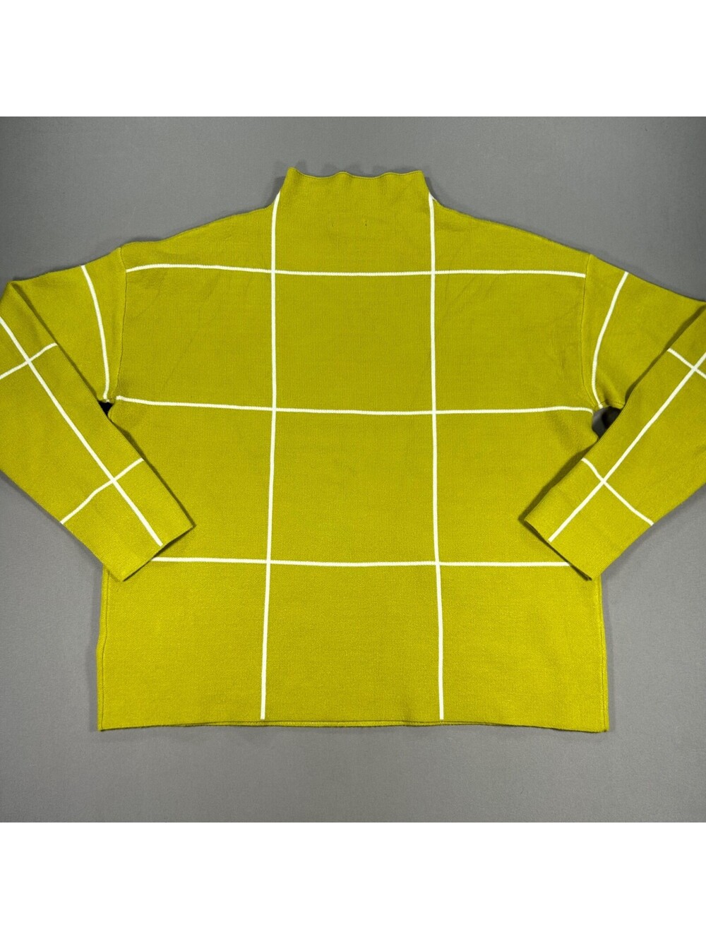 Tahari Women’s Sweater Size Large Green Plaid Mock Neck Long Sleeve Soft Knit - Picture 3 of 7